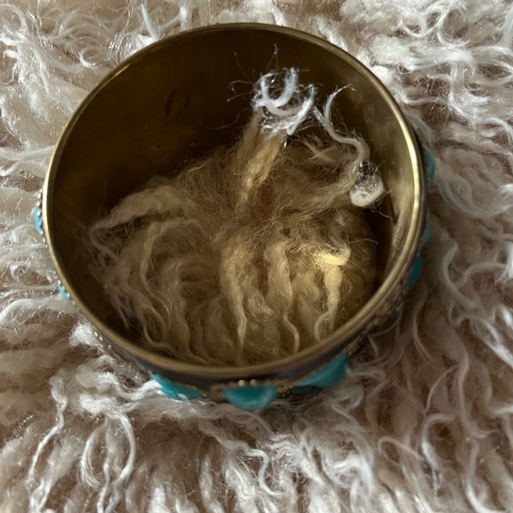 Beautiful Turquoise & Gold Bangle Bracelet - Picture 4 of 6